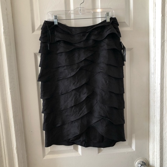 Adrianna Papell Dresses & Skirts - Adrianna papell Black skirt